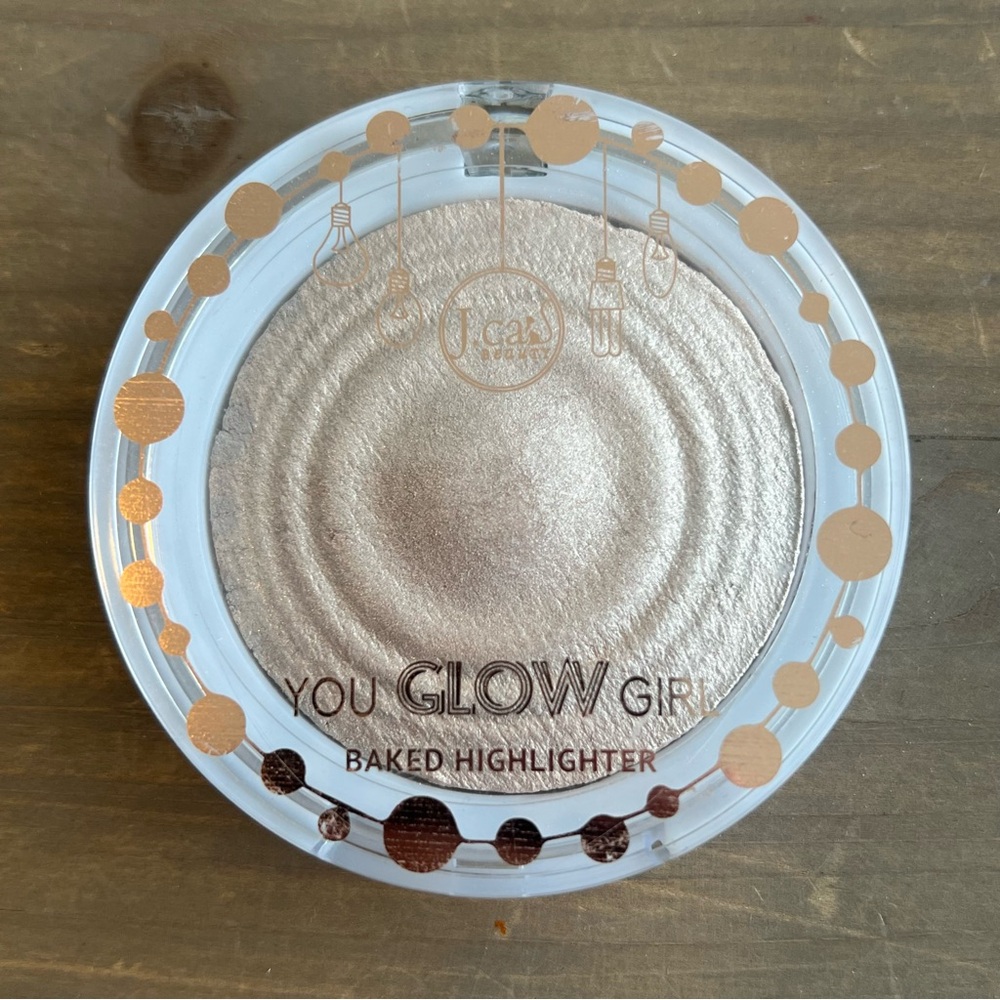 5 for $12 - J. Cat You Glow Girl Highlighter in Crystal Sand